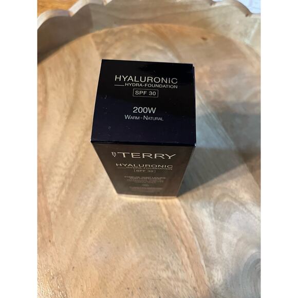 Byterry hyaluronic hydra foundation SPF 30 shade 200w - Picture 2 of 3